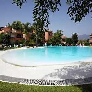 Entre Marbella Y Apartamento Estepona